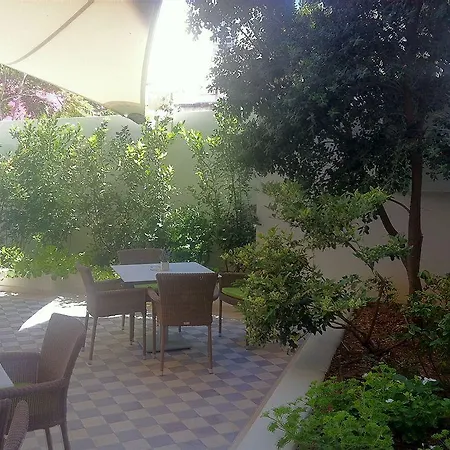Atrion Hotel 